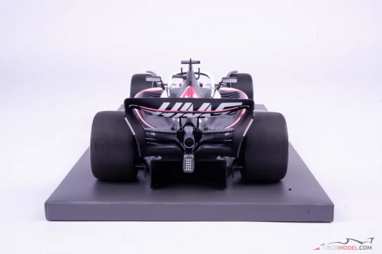Haas VF-23 - Kevin Magnussen (2023), 1:18 Minichamps