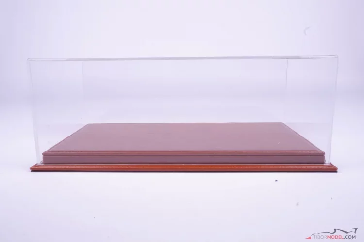 Showcase with brown leather (Mulhouse), 1:18 Atlantic