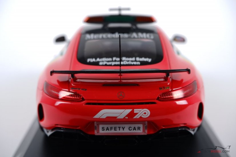 Safety Car Mercedes-Benz AMG GT-R červený (2020), 1:18 Minichamps