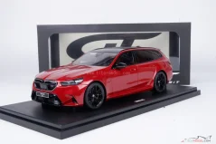 BMW M5 Touring (2025) červené, 1:18 GT Spirit