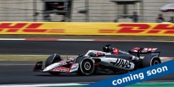Haas VF-25 - Esteban Ocon (2025), VC Číny, 1:43 Minichamps