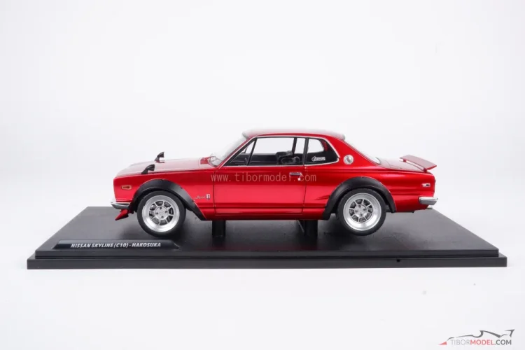Nissan Skyline C10 Hakosuka (1970) červený, 1:18 Solido