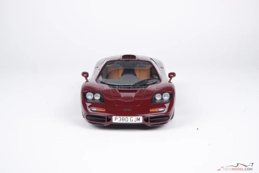 McLaren F1 (1992) burgundi vörös, 1:18 GT Spirit