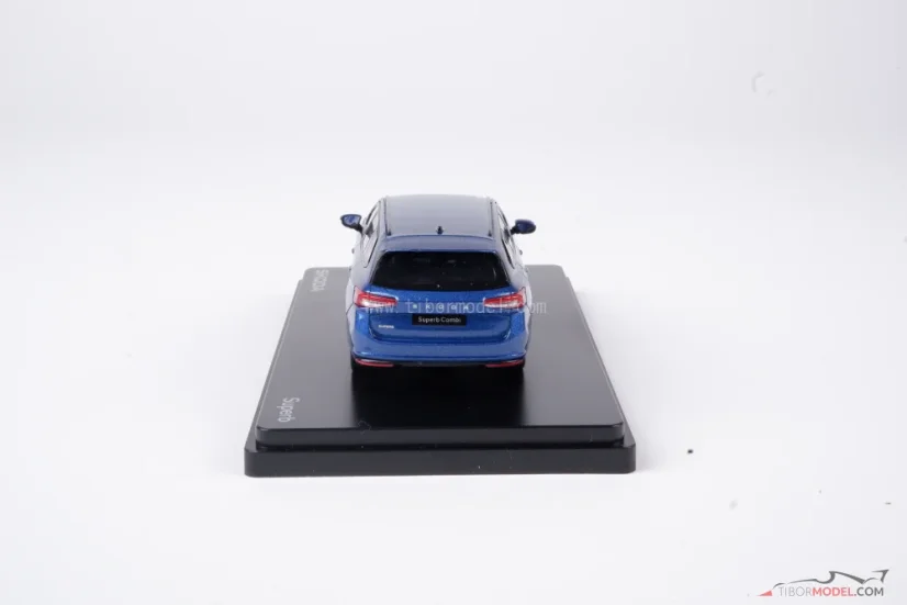 Skoda Superb IV Combi (2023) kék, 1:43 Abrex