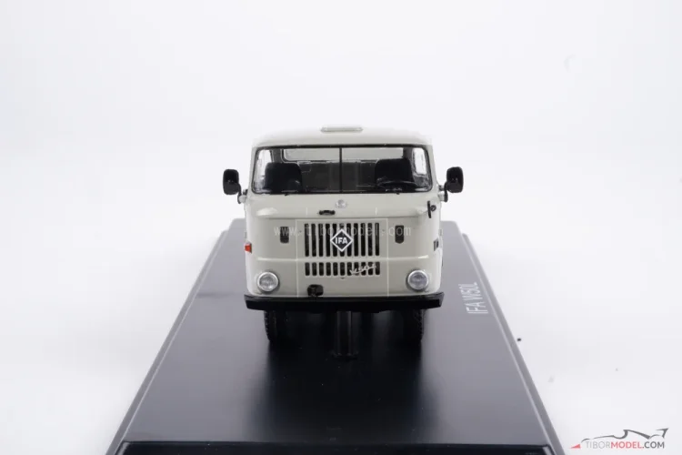 IFA W50 L valník s plachtou, béžová, 1:43 SSM