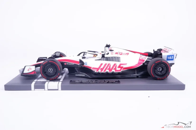 Haas VF-22 - Kevin Magnussen (2022), Brazílie, 1:18 Minichamps