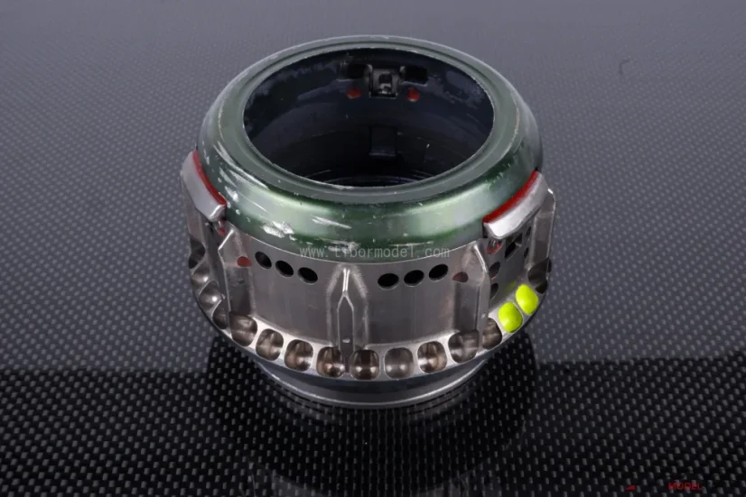 Red Bull RB12 green wheel nut (2016)