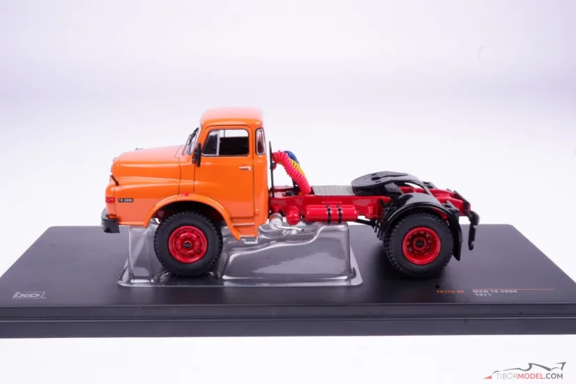 MAN 19.280 H orange (1971), 1:43 Ixo