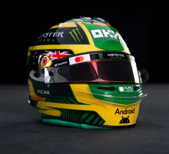 Oscar Piastri 2026 VC Austrálie mini přilba, McLaren, 1:2 Bell