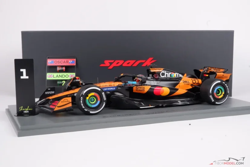McLaren MCL39 - Oscar Piastri (2025), Chinese GP, 1:18 Spark