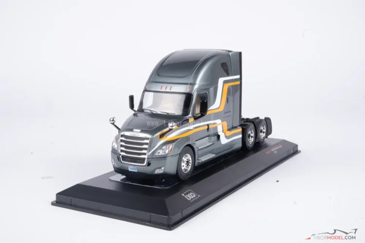 Freightliner Cascadia (2018) sivý, 1:43 Ixo