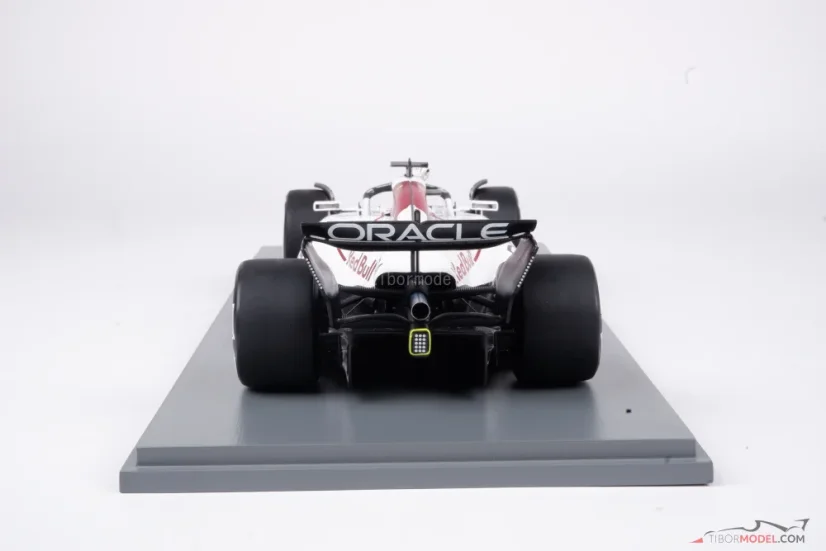 Model Red Bull RB21 Verstappen 2025 Suzuka, 1:18 Spark