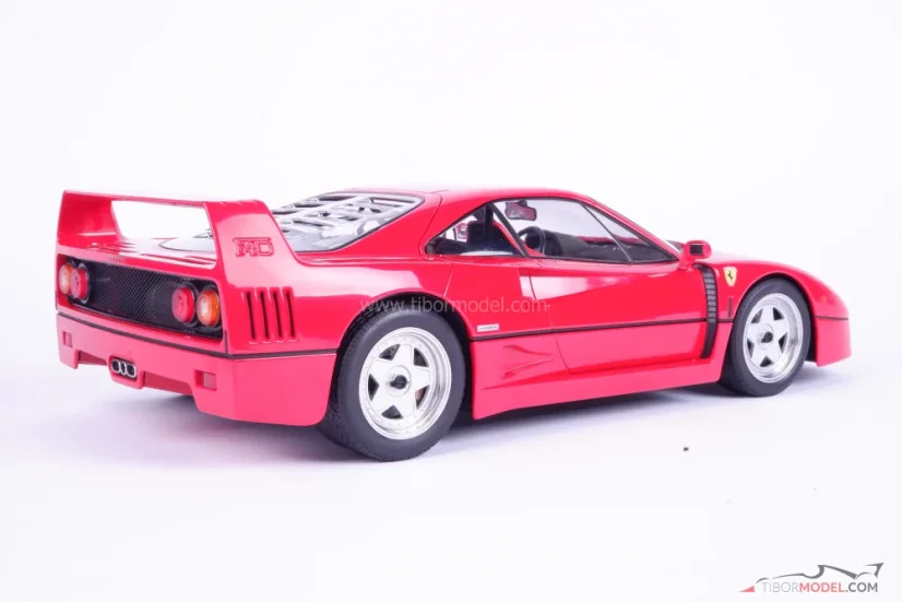 Ferrari F40 (1987) piros, 1:12 Norev