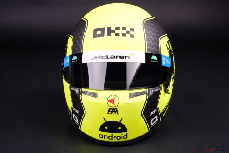 Lando Norris 2023 McLaren helmet, 1:2 Bell