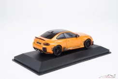BMW M2 M Performance (2024) narancssárga, 1:43 Solido