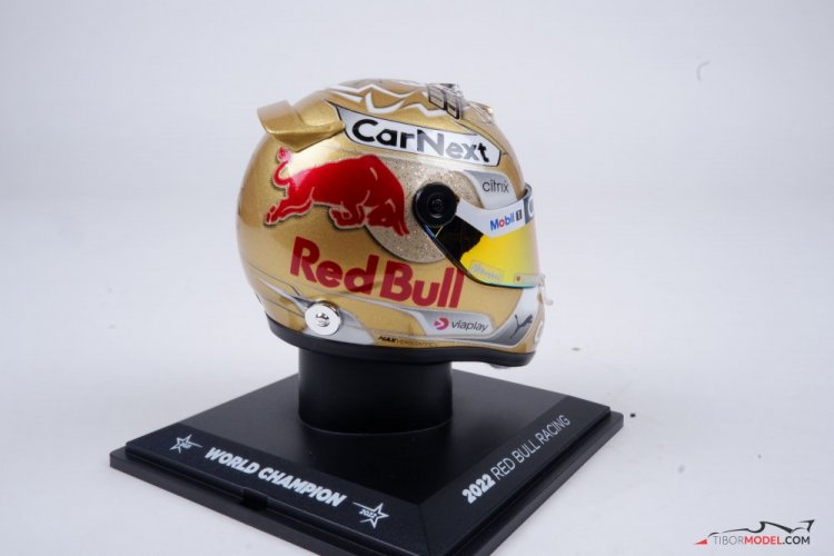 Max Verstappen 2022 Red Bull prilba, 1:4 Schuberth