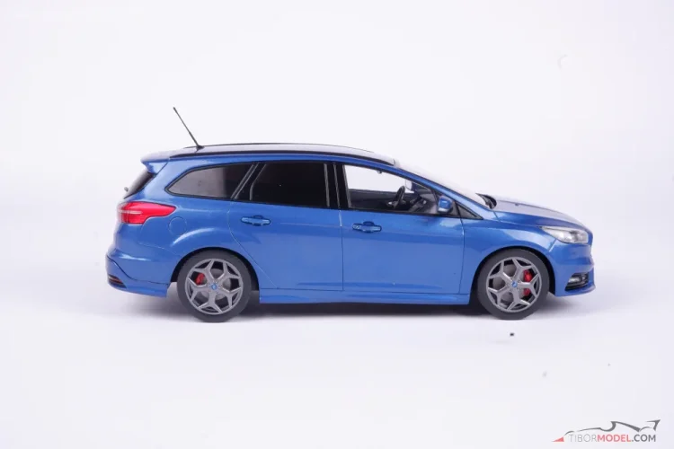 Ford Focus ST Turnier (2014) modrý, 1:18 Ixo