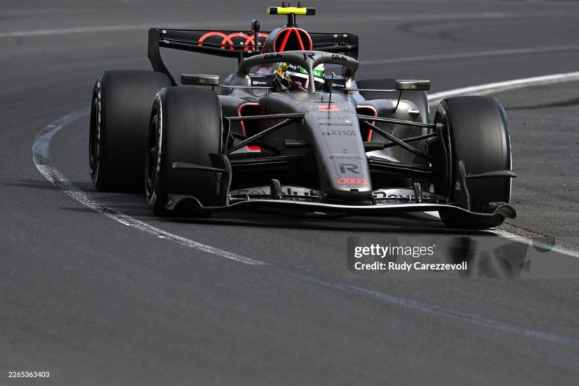 Audi R26 - Gabriel Bortoleto (2026), VC Austrálie, 1:43 Minichamps