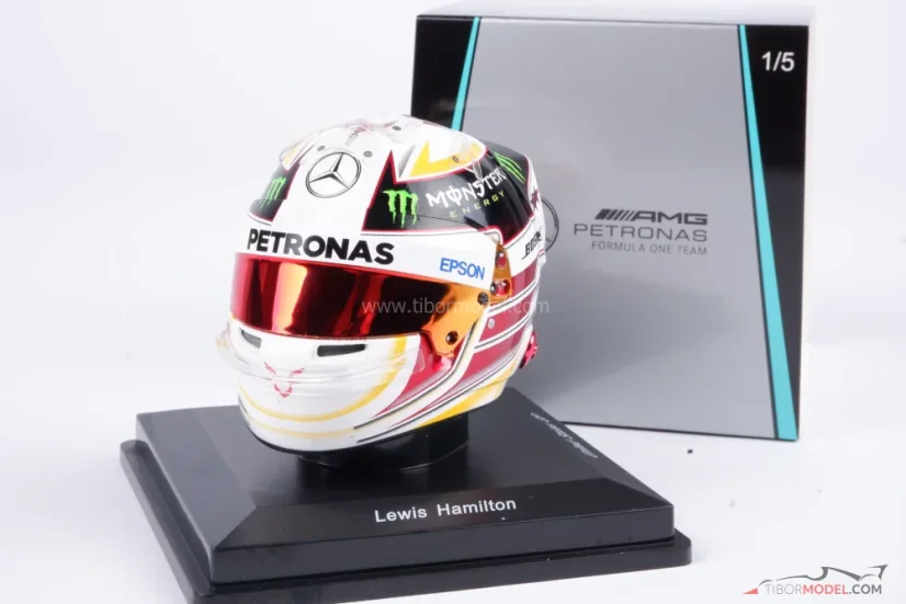 Lewis Hamilton 2015 World Champion, Mercedes helmet, 1:5 Spark