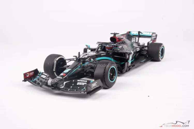 Mercedes W11 - Lewis Hamilton (2020), Brit Nagydíj, defektes gumival, 1:18 Minichamps