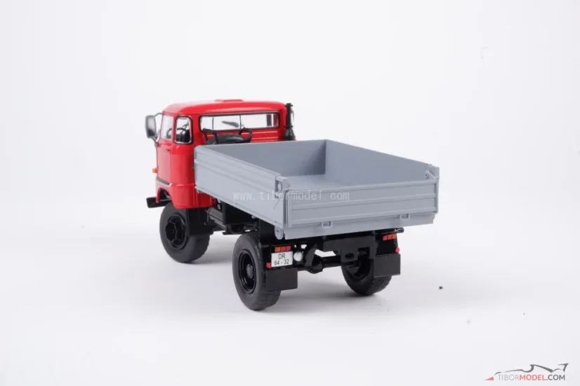IFA W50 HA valník (1965) červený, 1:32 Schuco
