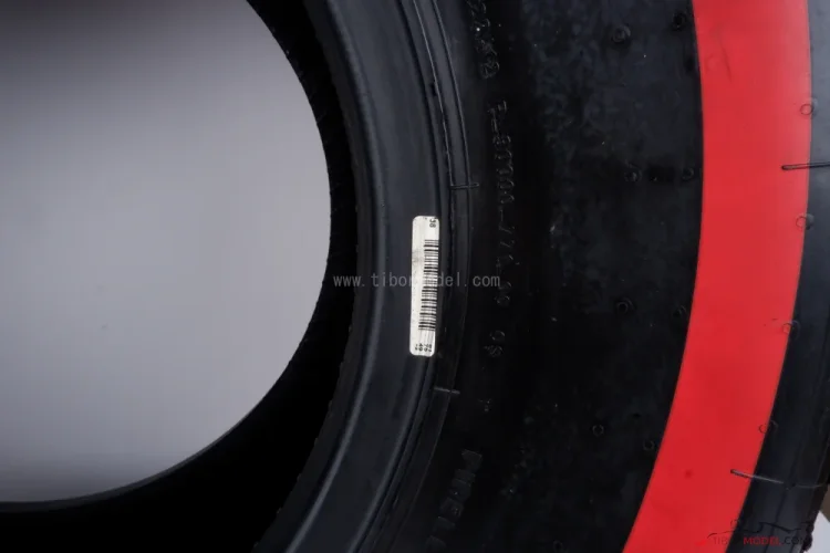 Pirelli PZero Supersoft front left tyre (2016)