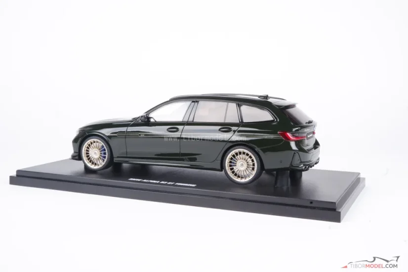 BMW Alpina B3 GT Touring (2025) zelené, 1:18 GT Spirit