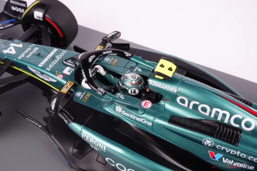 Aston Martin AMR23 - Fernando Alonso (2023), British GP, 1:18 Spark