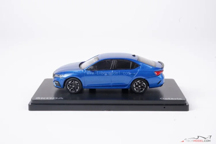 Skoda Octavia IV RS race blue, 1:43 Abrex