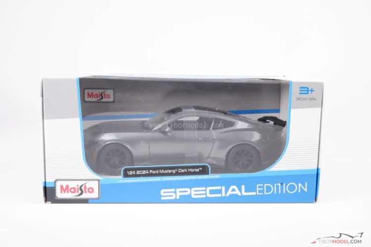 Ford Mustang Dark Horse (2024) szürke, 1:24 Maisto