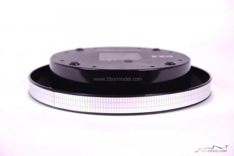 Rotary mirrored turntable for model cars and mini helmets, Triple9