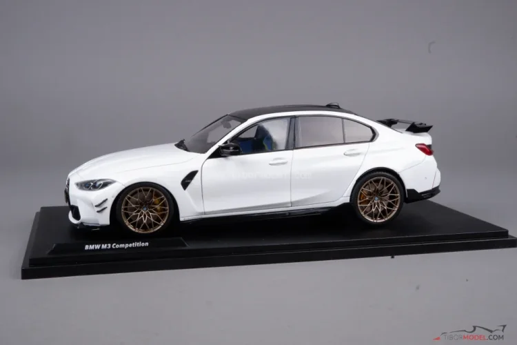 BMW M3 (2024) white, 1:18 Solido