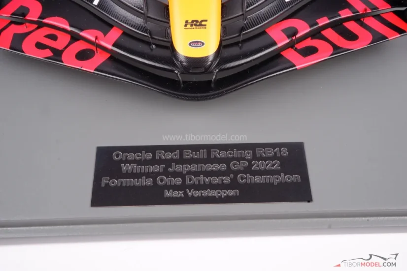 Red Bull RB18 - Max Verstappen (2022), Winner Japanese GP, 1:12 Spark
