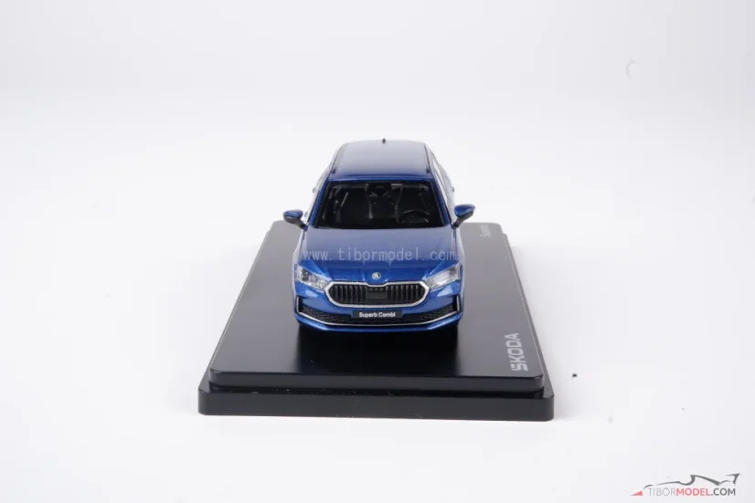 Skoda Superb IV Combi (2023) kék, 1:43 Abrex