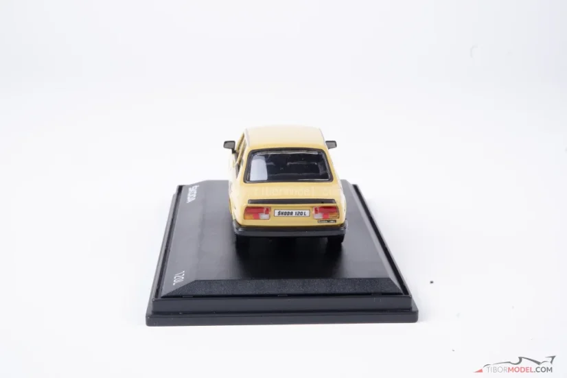 Škoda 120L (1984) šampanská béžová, 1:43 Abrex