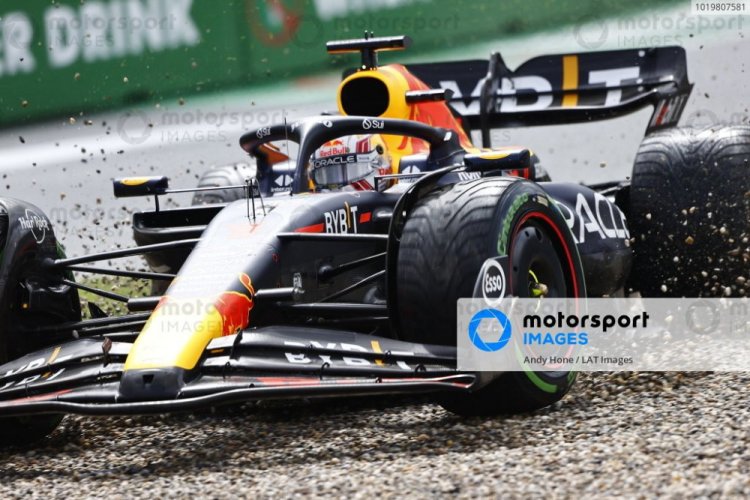 Red Bull RB19 - Max Verstappen (2023), Winner Dutch GP, 1:18 Minichamps