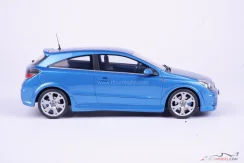 Opel Astra H OPC (2006) modrý, 1:18 Ottomobile