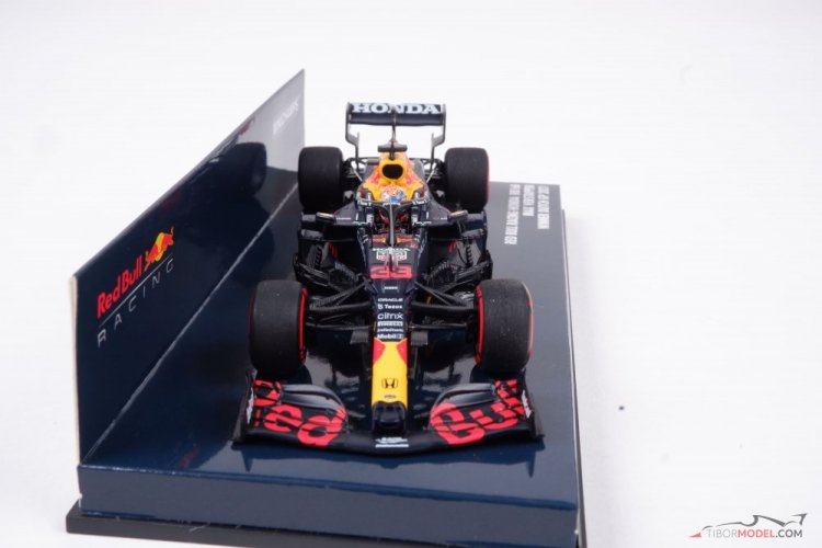 Red Bull RB16b - M. Verstappen (2021), Víťaz VC Holandska, 1:43 Minichamps