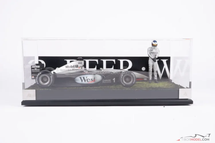 Diorama McLaren MP4/14 - M. Häkkinen nehoda 1999 Imola, 1:18