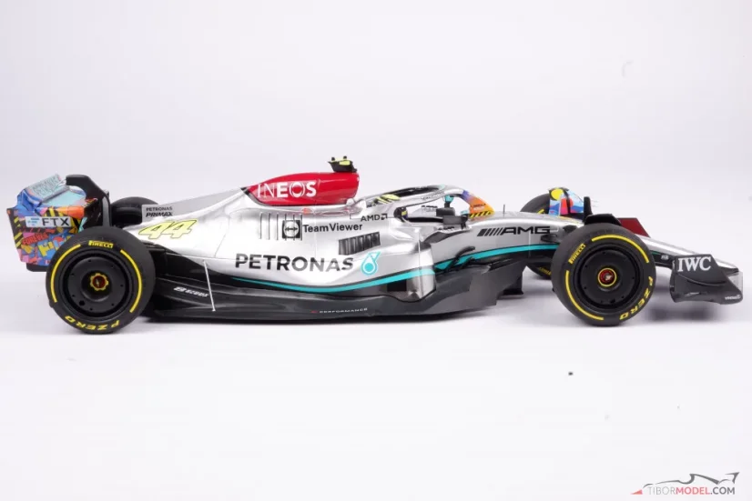 Mercedes W13 - Lewis Hamilton (2022), VC Miami, 1:18 Minichamps