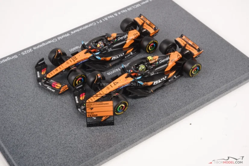 McLaren MCL39 - Oscar Piastri Lando Norris (2025) Mistr konstuktérů, 1:64 Spark