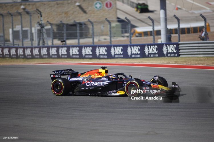 Red Bull RB21 - Max Verstappen (2025), Winner US GP, 1:18 Spark