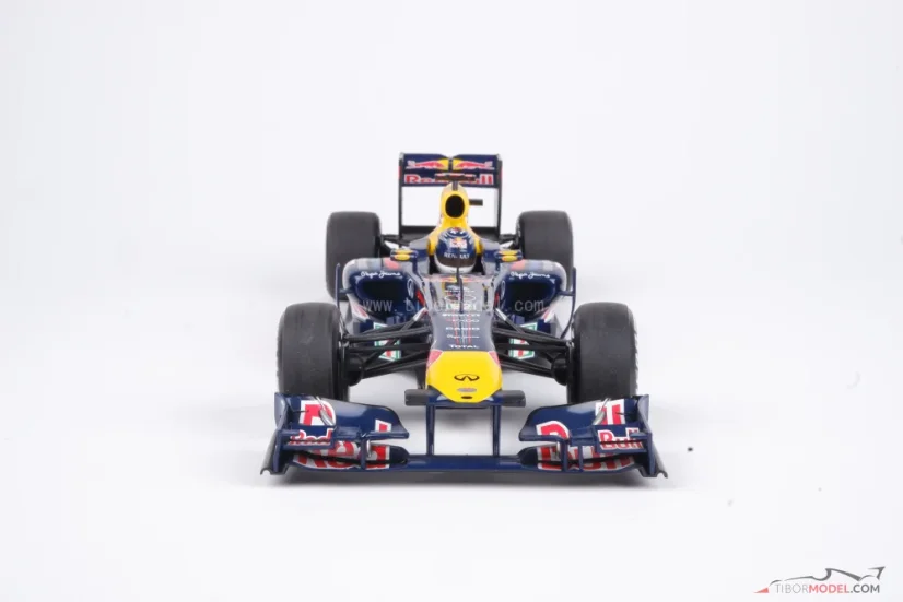 Red Bull RB7 - Sebastian Vettel (2011), Majster sveta, 1:18 Minichamps