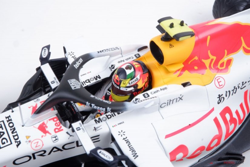 Red Bull RB16b - S. Perez (2021), VC Turecka, 1:18 Minichamps
