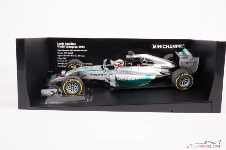 Mercedes W05 - Lewis Hamilton (2014), Mistr světa, 1:18 Minichamps Mercedes W05 - Lewis Hamilton (2014), Mistr světa, 1:18 Minichamps
